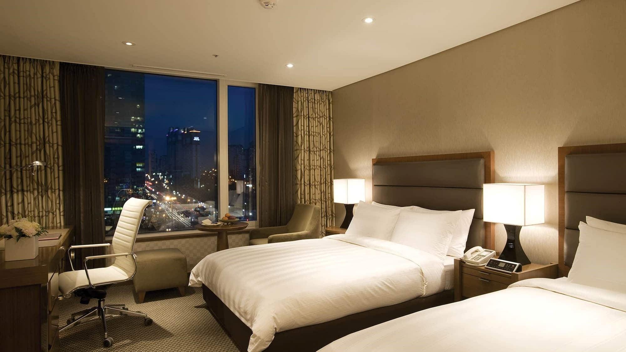 Lotte Mapo Hotel